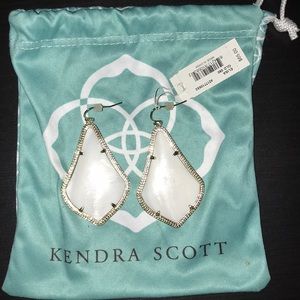kendra scott alex gold drop earrings - ivory pearl